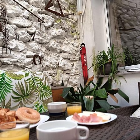 La Casa De La Plaza Apartman Güéjar Sierra Kültér fotó