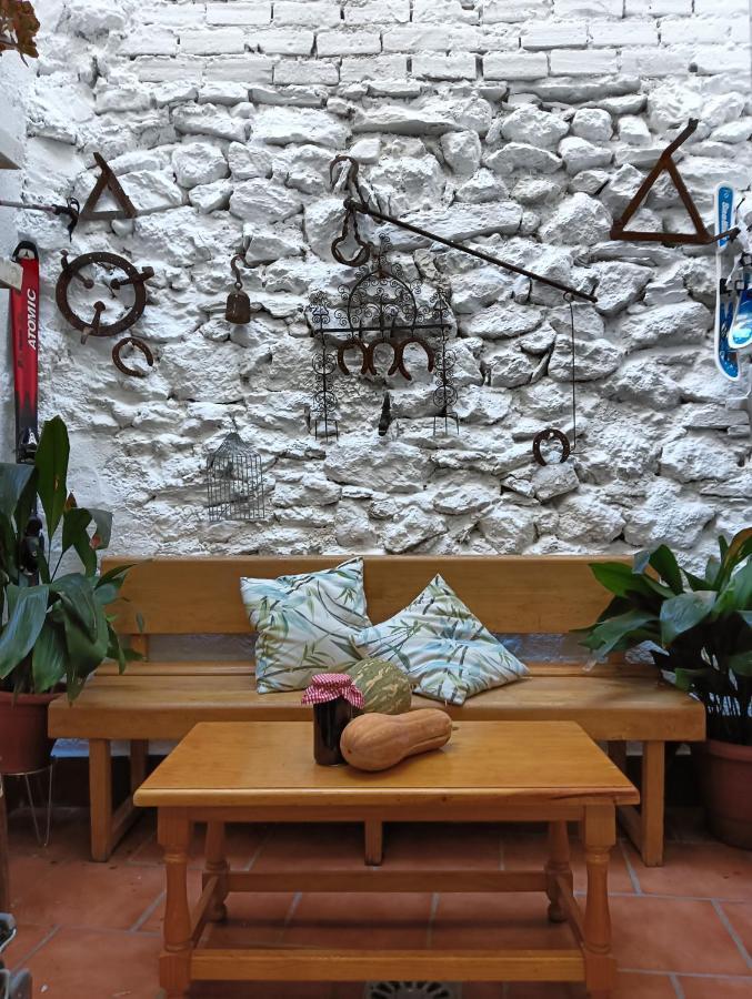 La Casa De La Plaza Apartman Güéjar Sierra Kültér fotó
